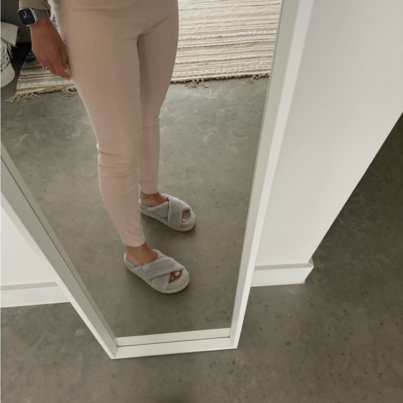 Calvin Klein - Picture 3 of 4